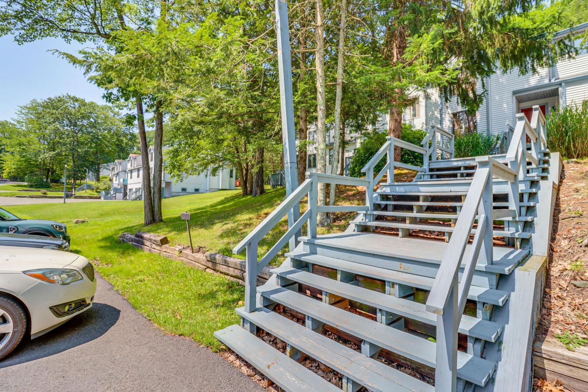 Lake Harmony Townhome Walk To Restaurants! Eksteriør bilde